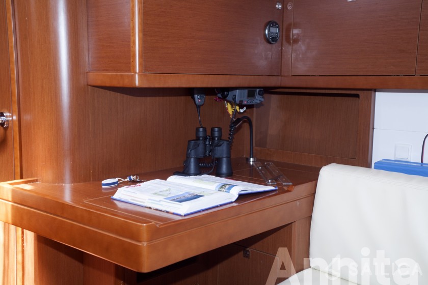 Oceanis 48 - Yacht Charter Sailica