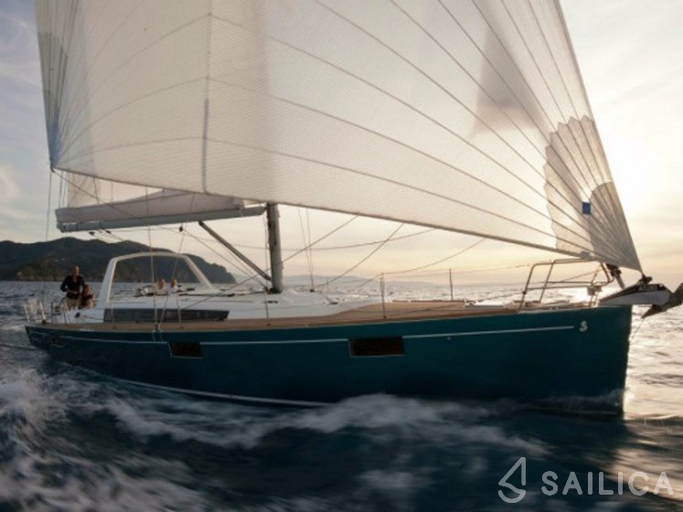 Oceanis 48 - Yacht Charter Sailica