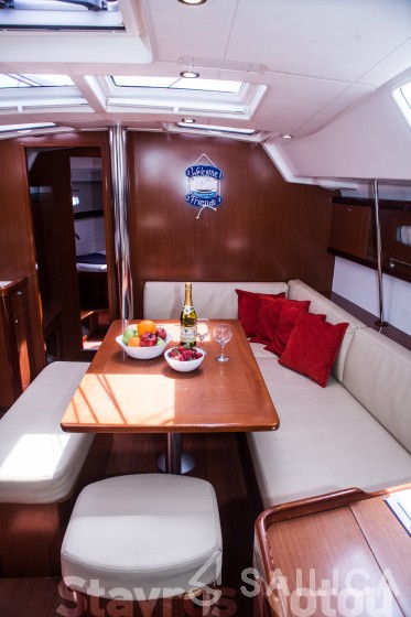 Oceanis 46 - Yacht Charter Sailica