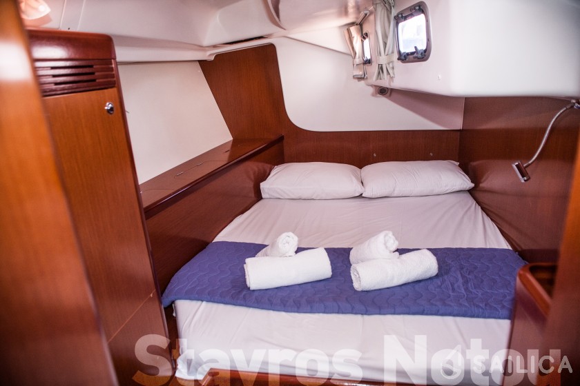 Oceanis 46 - Yacht Charter Sailica