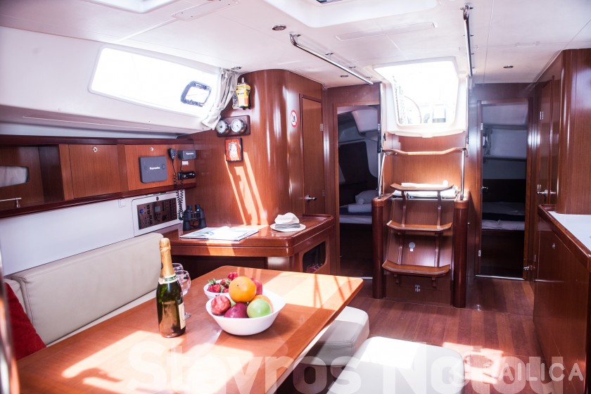 Oceanis 46 - Yacht Charter Sailica