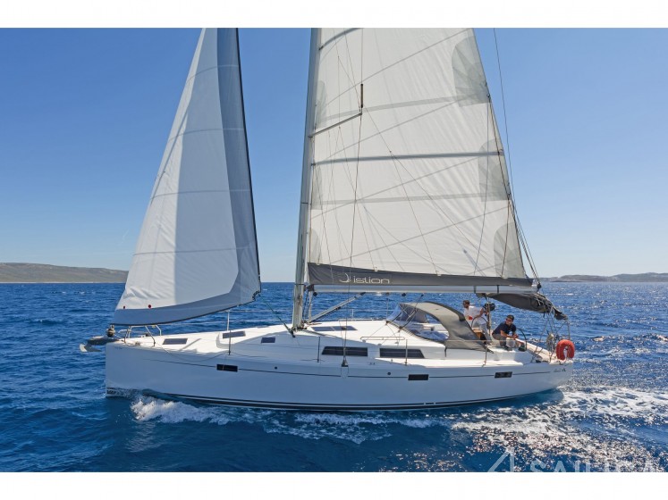 Hanse 415 - Yacht Charter Sailica