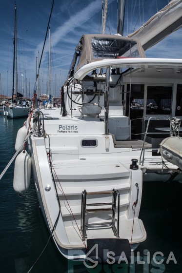 Lagoon 400 S2 - Yacht Charter Sailica