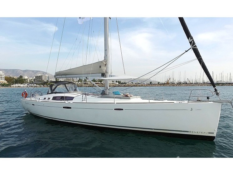 Oceanis 54 - Yacht Charter Sailica