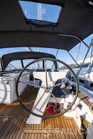 Oceanis 46.1 - Yacht Charter Sailica