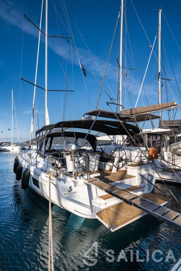Oceanis 46.1 - Yacht Charter Sailica