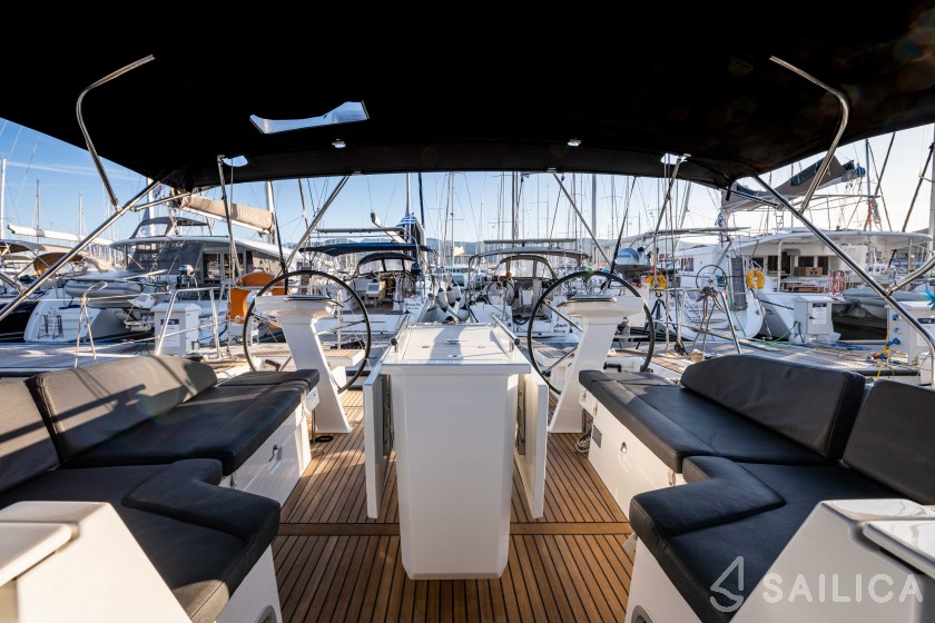 Oceanis 46.1 - Yacht Charter Sailica
