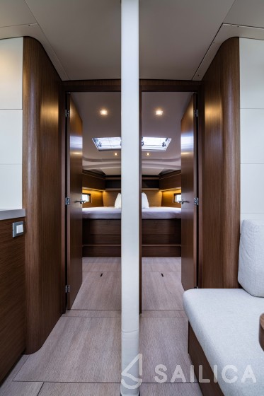 Oceanis 46.1 - Yacht Charter Sailica