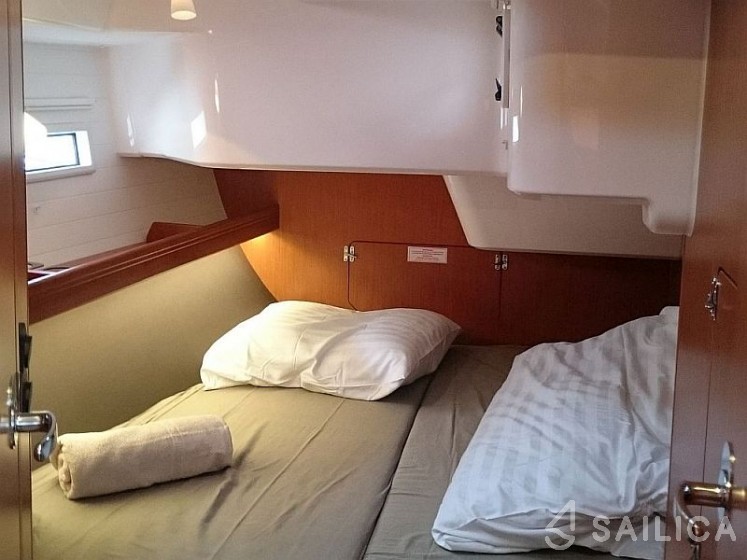 Bavaria Cruiser 51 - Yacht Charter Sailica