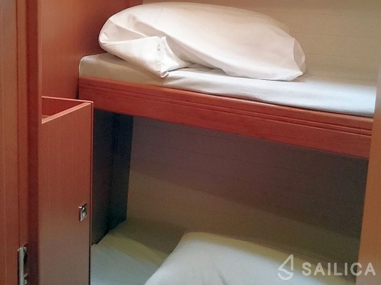 Bavaria Cruiser 51 - Yacht Charter Sailica