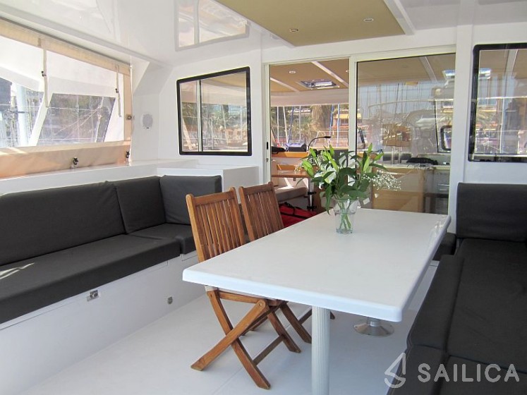Nautitech 40 Open - 4 + 1 cab. - Yacht Charter Sailica