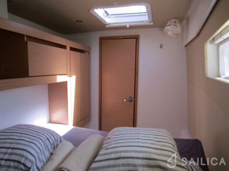 Nautitech 40 Open - 4 + 1 cab. - Yacht Charter Sailica