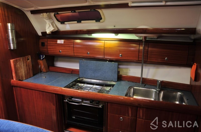 Bavaria 38 - Yacht Charter Sailica