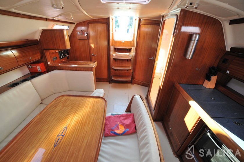 Bavaria 38 - Yacht Charter Sailica