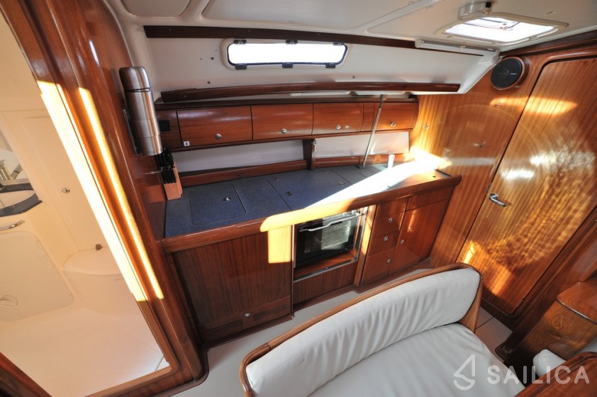 Bavaria 38 - Yacht Charter Sailica