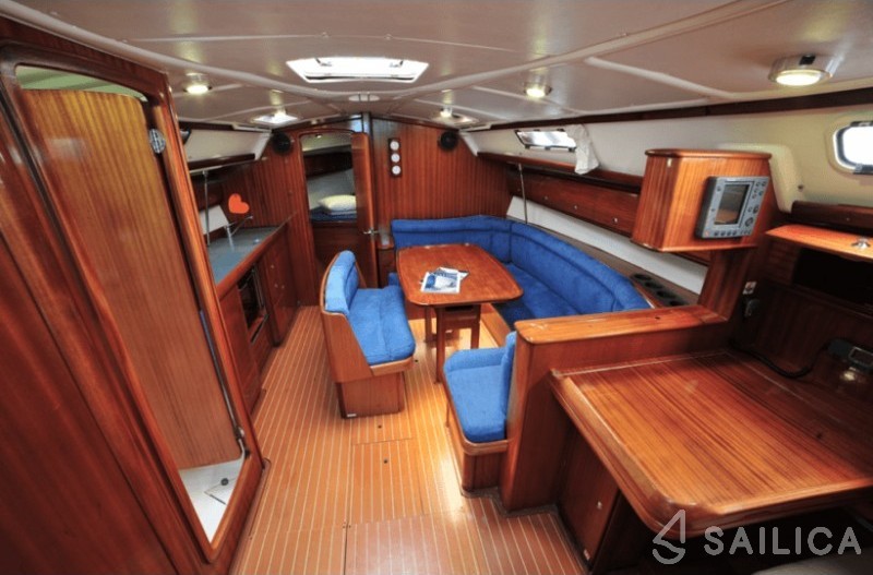 Bavaria 38 - Yacht Charter Sailica