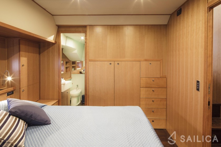 Lobfish 57 - Yacht Charter Sailica