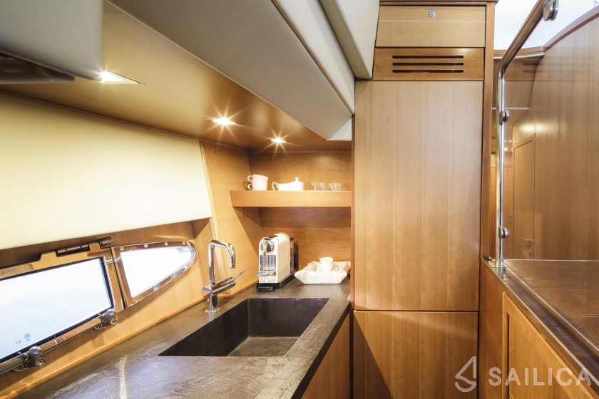 Lobfish 57 - Yacht Charter Sailica