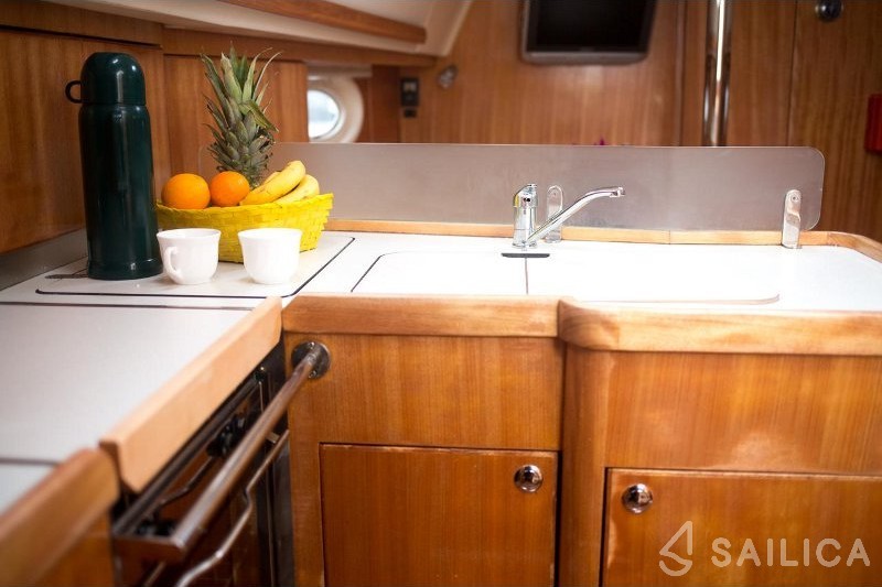 Elan 344 Impression - Yacht Charter Sailica