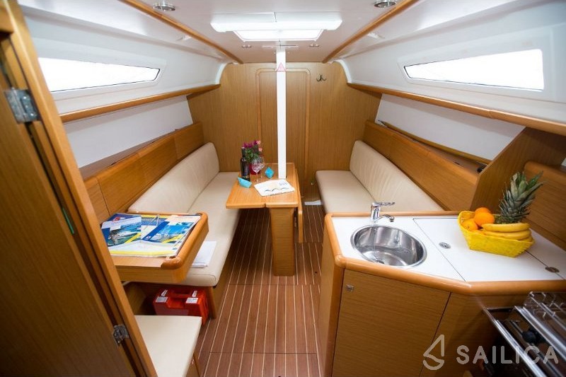 Elan 344 Impression - Yacht Charter Sailica