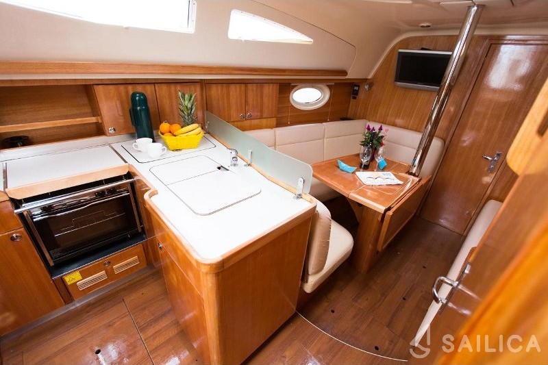 Elan 344 Impression - Yacht Charter Sailica
