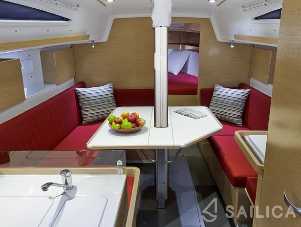 Elan 350 Performance - Yacht Charter Sailica