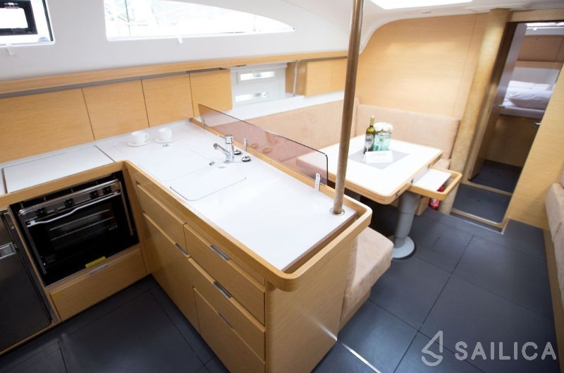 Elan 444 Impression - Yacht Charter Sailica