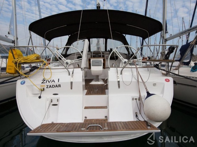 Elan 444 Impression - Yacht Charter Sailica