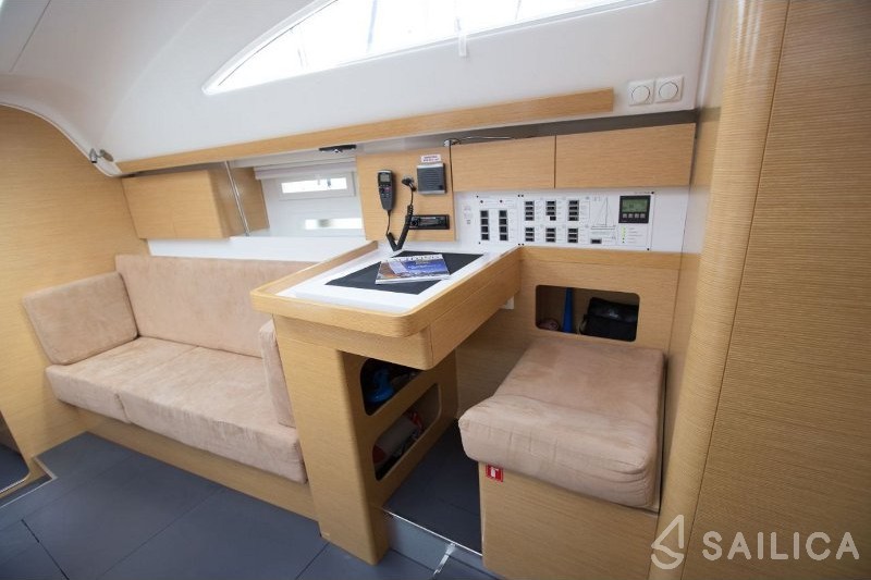 Elan 444 Impression - Yacht Charter Sailica