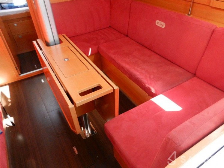 Elan 410 - Yacht Charter Sailica