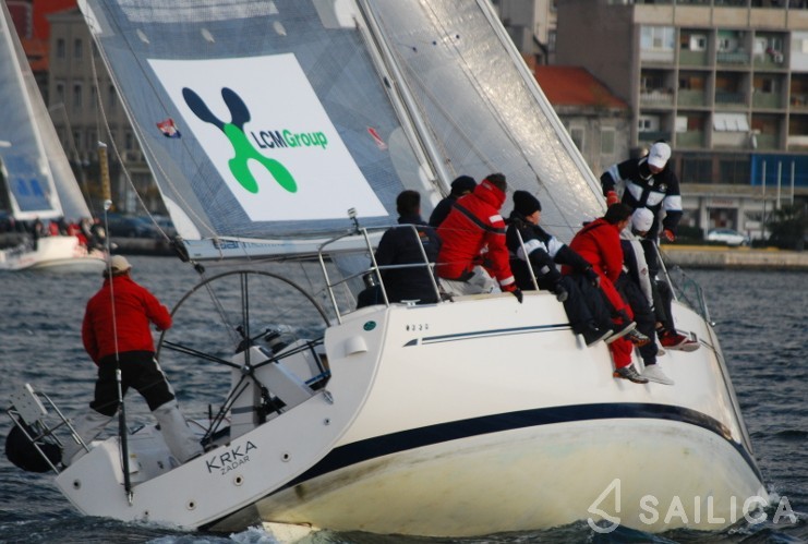 Elan 410 - Yacht Charter Sailica