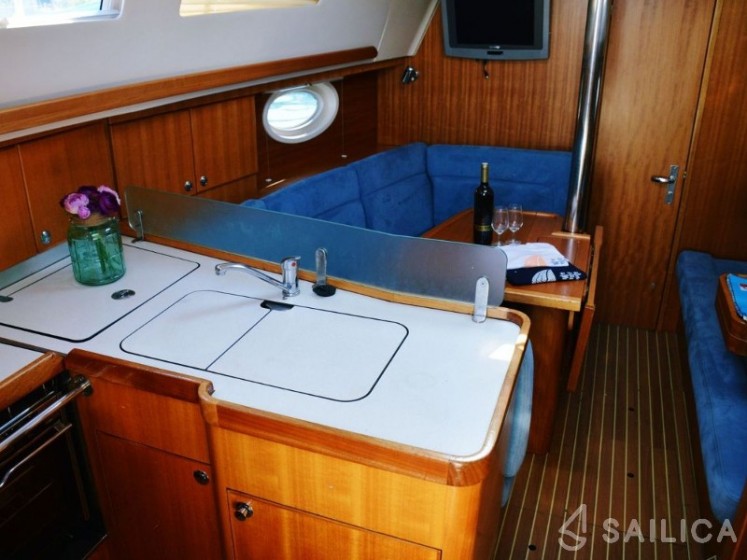 Elan 344 Impression - Yacht Charter Sailica