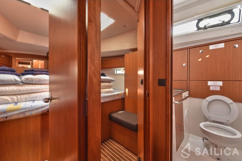 Bavaria 46 Cruiser - Yacht Charter Sailica