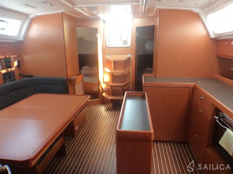 Bavaria 46 Cruiser - Yacht Charter Sailica
