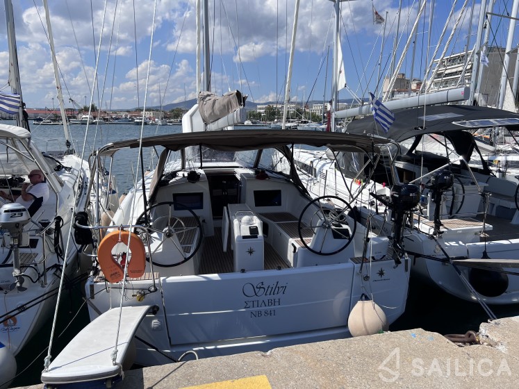 Sun Odyssey 410 - Yacht Charter Sailica