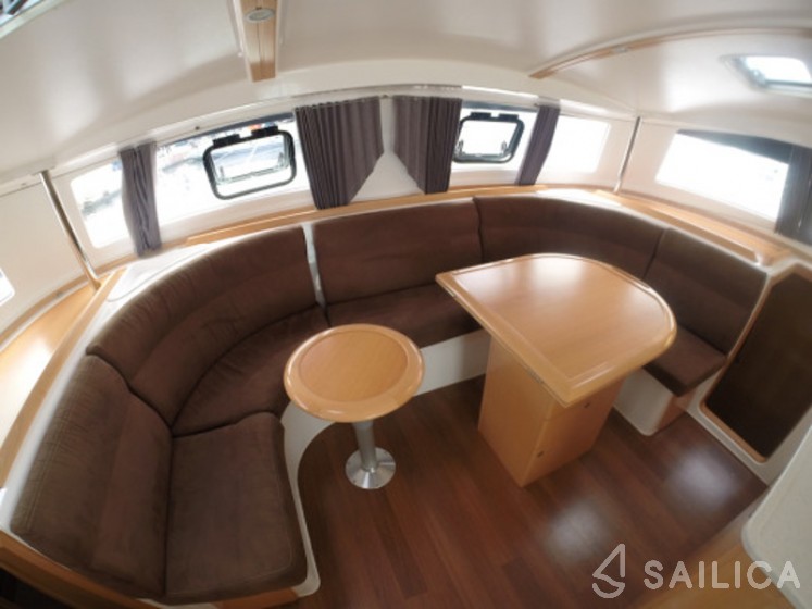 Nautitech 441 - Yacht Charter Sailica