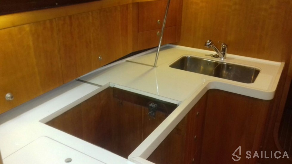 Salona 45 - Yacht Charter Sailica