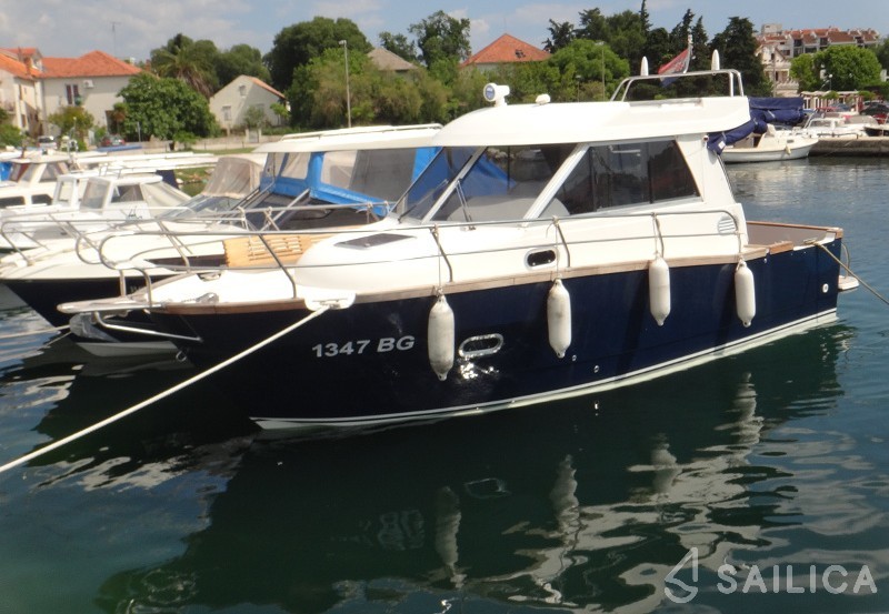 Adria Event 850 - Yacht Charter Sailica