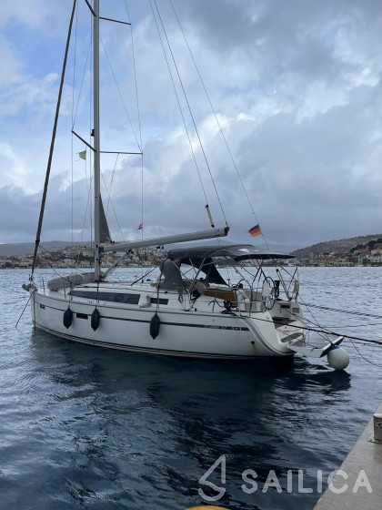 Bavaria 37 Cruiser - Yacht Charter Sailica