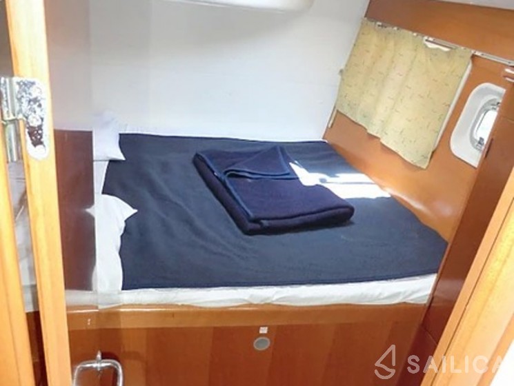 Lagoon 410 - Yacht Charter Sailica