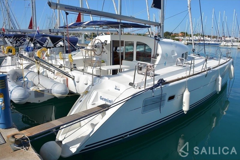 Lagoon 410 - Yacht Charter Sailica