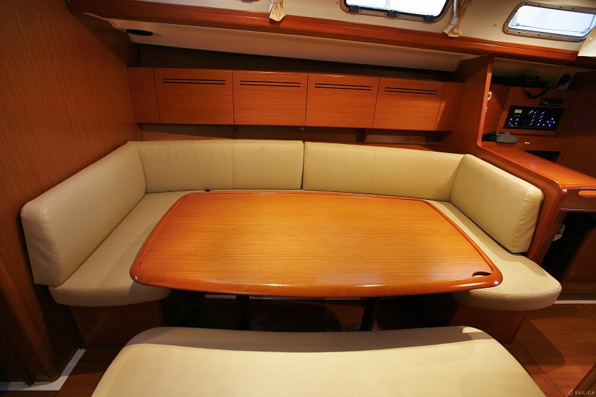 Cyclades 50.5 - Yacht Charter Sailica
