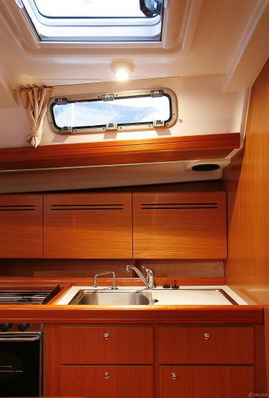Cyclades 50.5 - Yacht Charter Sailica