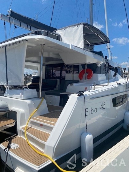Elba 45 - Yacht Charter Sailica