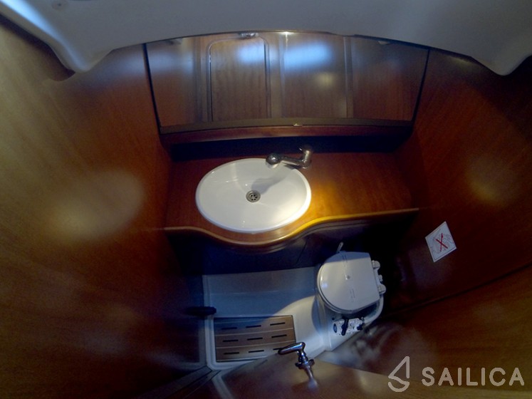 Grand Soleil 45 - Yacht Charter Sailica