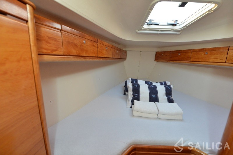 Bavaria 37 Cruiser - Yacht Charter Sailica