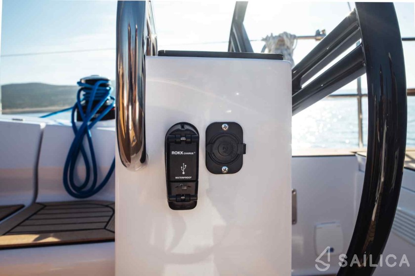 Elan Impression 40.1 - Yacht Charter Sailica