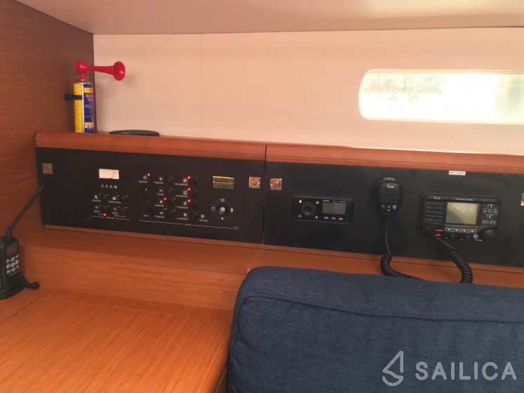 Sun Odyssey 519 - Yacht Charter Sailica
