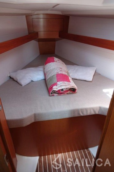Bavaria 34 Cruiser - Yacht Charter Sailica