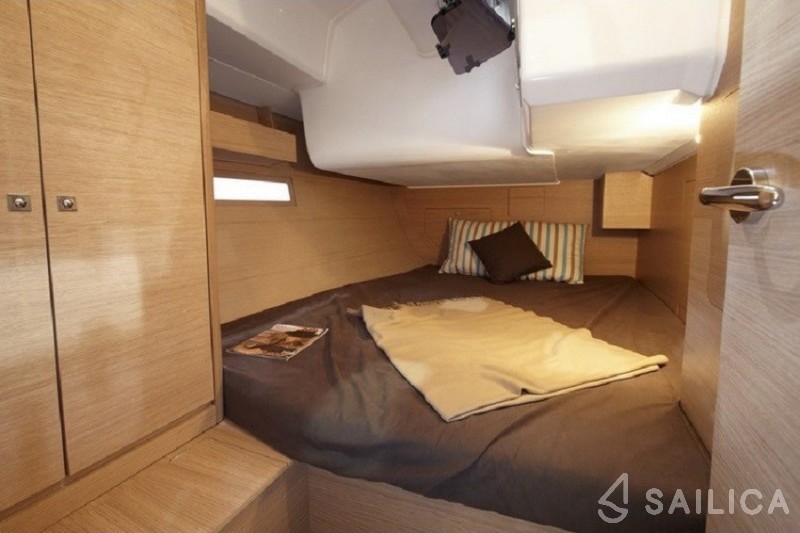 Dufour 410 Grand Large - Yacht Charter Sailica